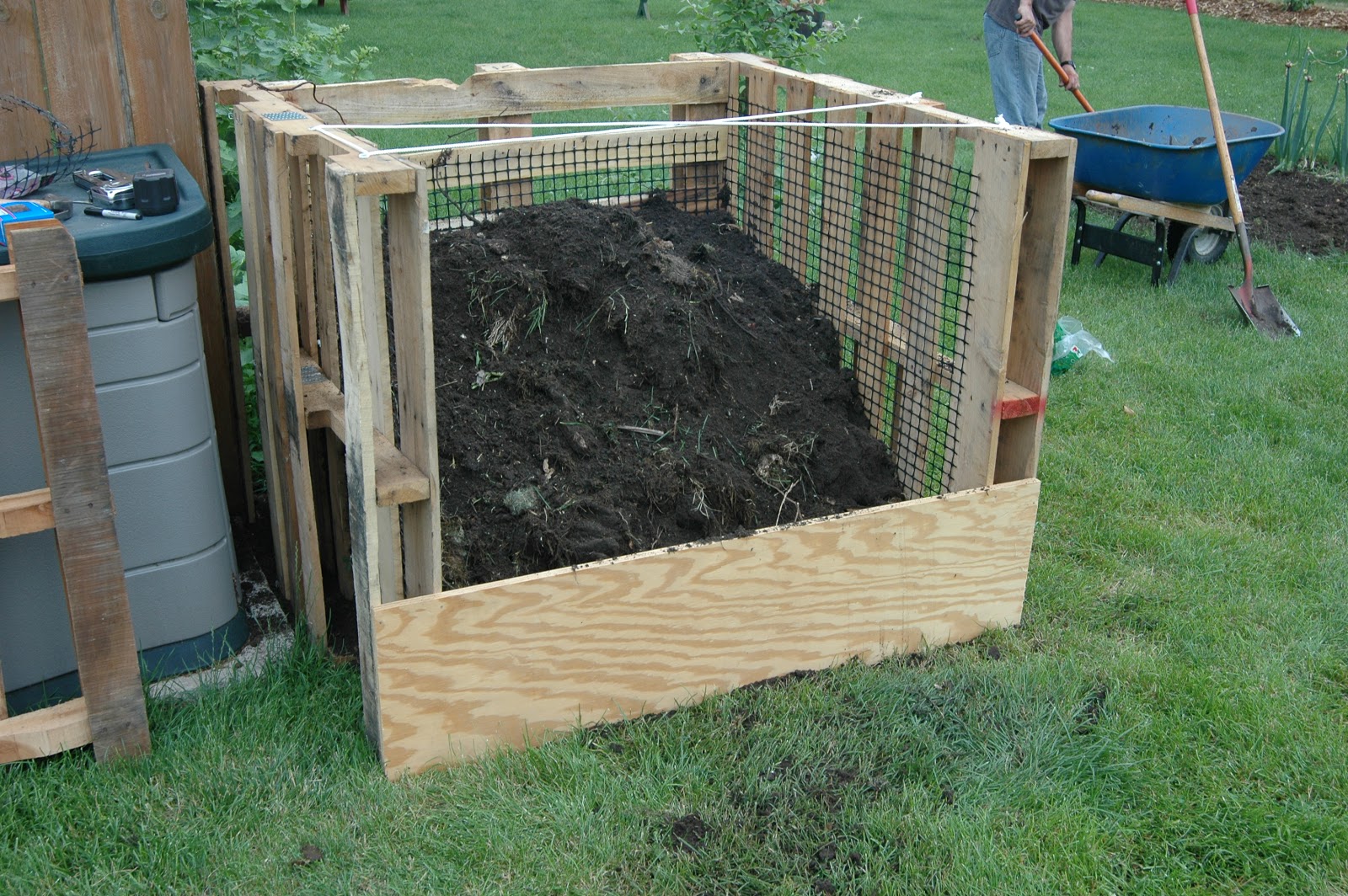 Shallow Thoughts from Iowa New compost bins made out of