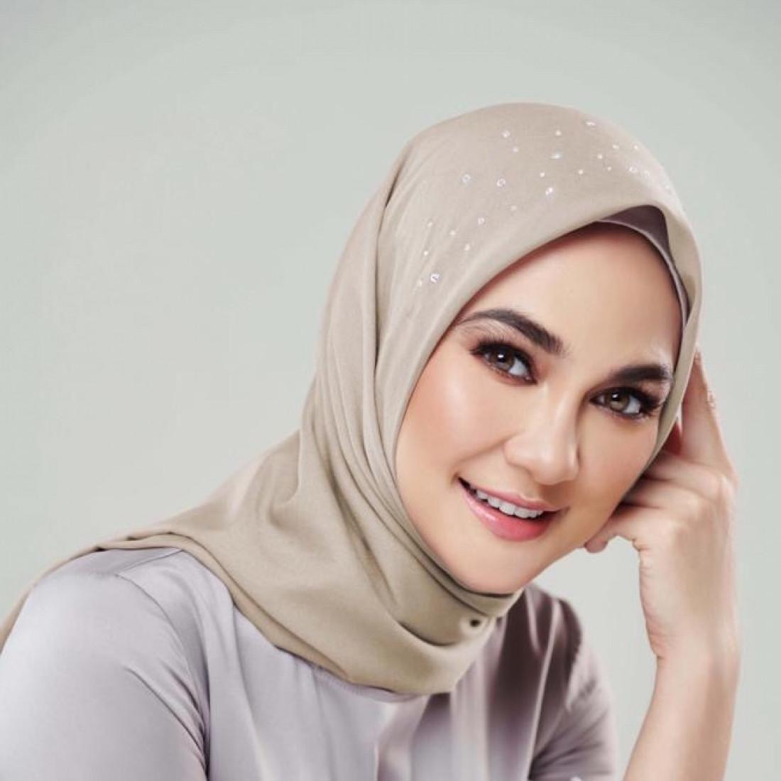 Luna Maya - Menuju Surga Mu MP3 - REMPITMP3