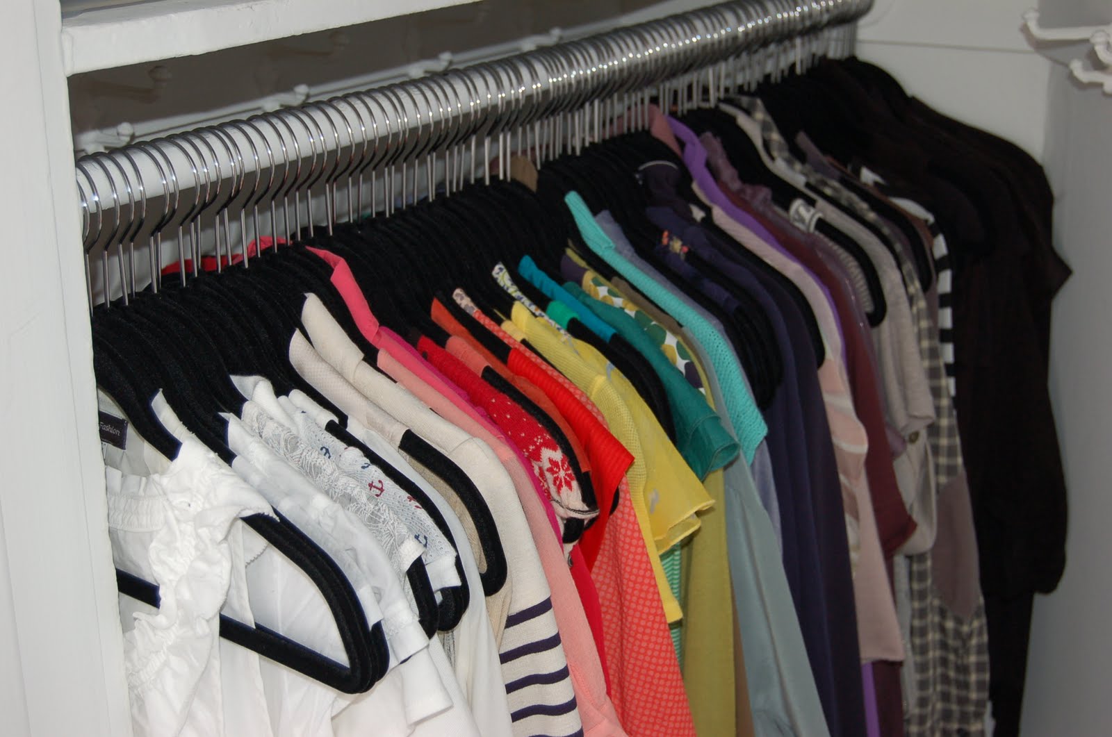 менять одежду.