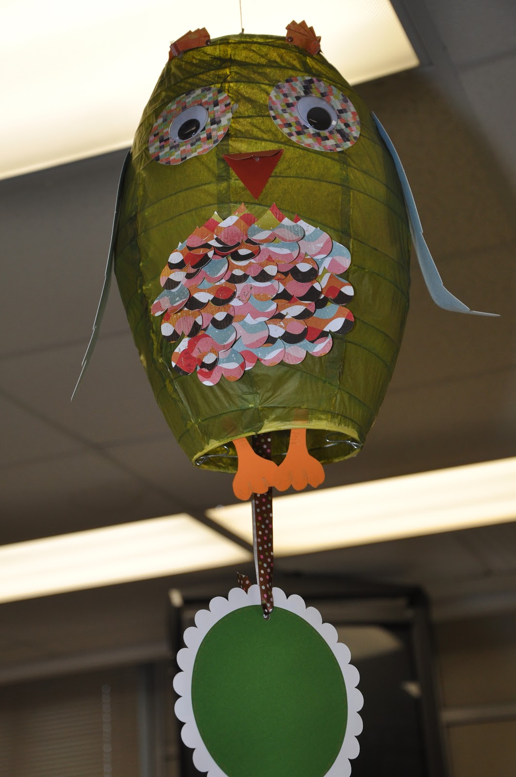 Robin's Kindergarten Nest: Paper Lantern Owls