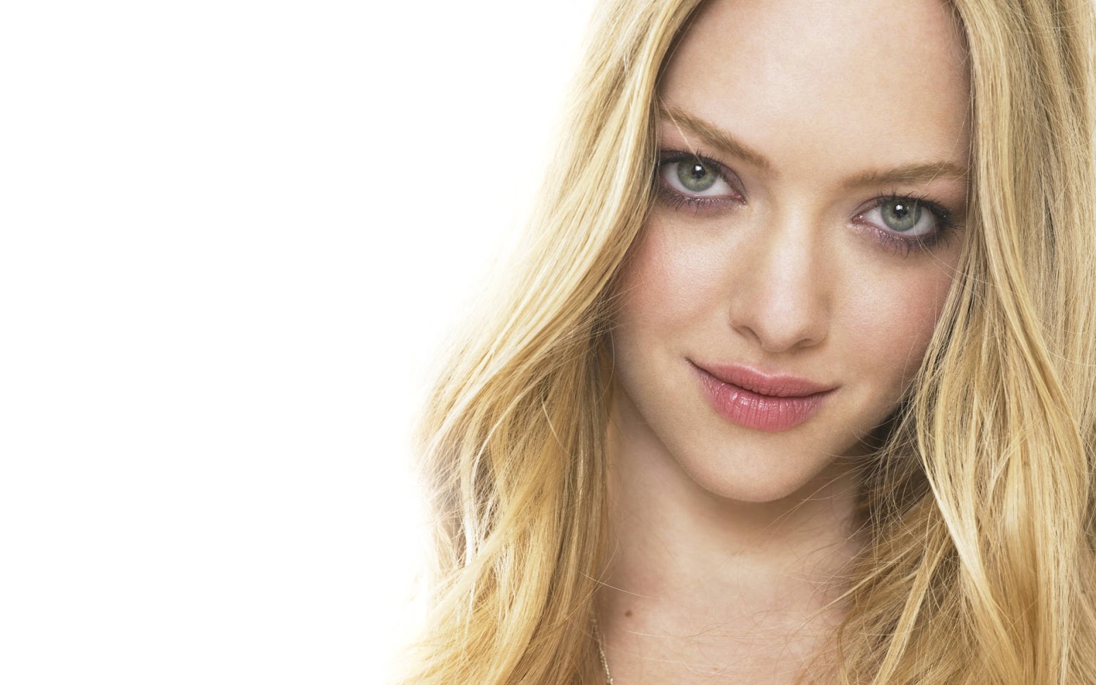 More Walls Amanda Seyfried Blonde Hair Gray Eyes Face Long Hair Nice