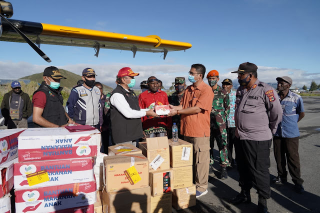 Mensos Pastikan Kebutuhan Makanan Dan Logistik Korban Banjir Paniai Terpenuhi
