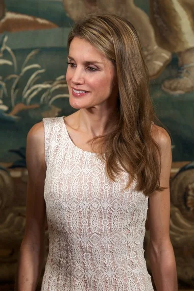 Princess Letizia attended an official dinner with the Balearic authorities at the Almudaina Palace