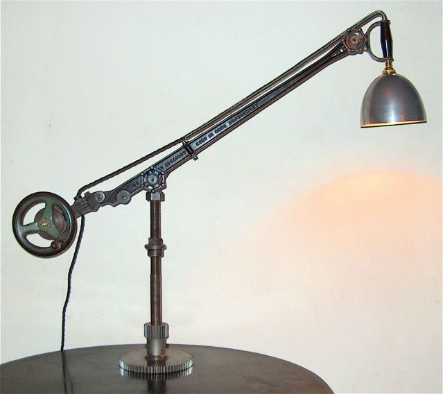 BOSTON BOLT CUTTER LAMP No. 2