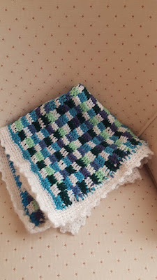 Scrappy Yarn Mini Blanket Scrappy Yarn Mini Blanket