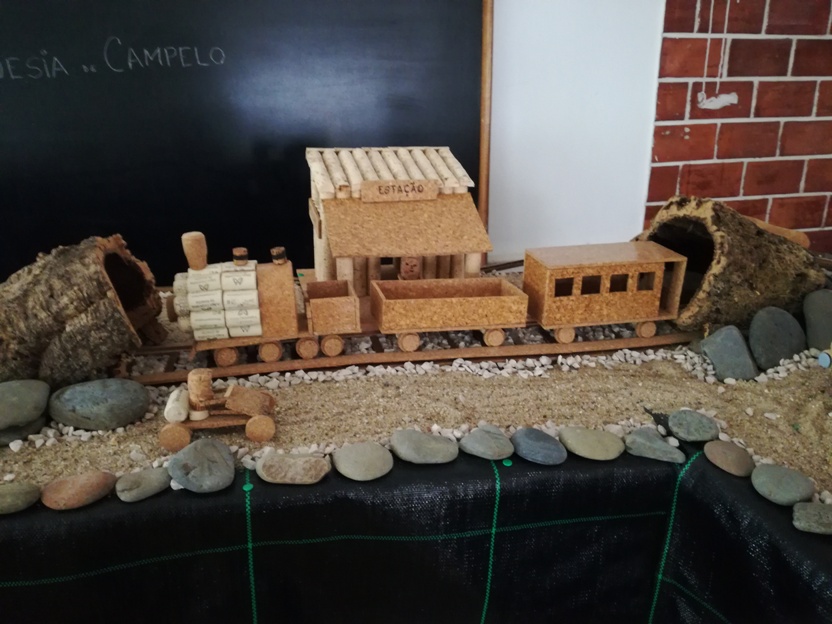 Estação de Comboios em Rolhas de Cortiça