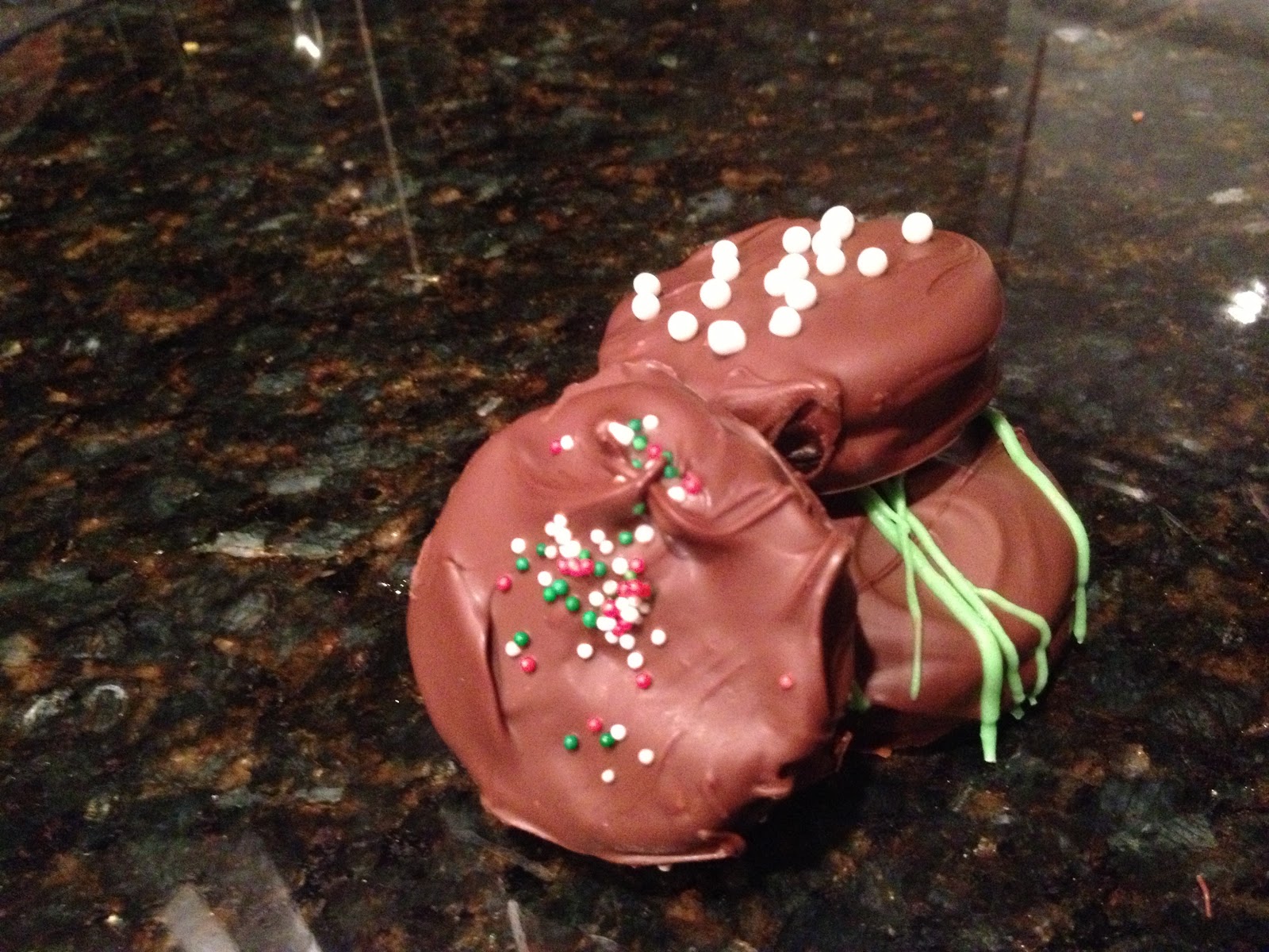 living in simplicity: What's Christmas without cookies?!