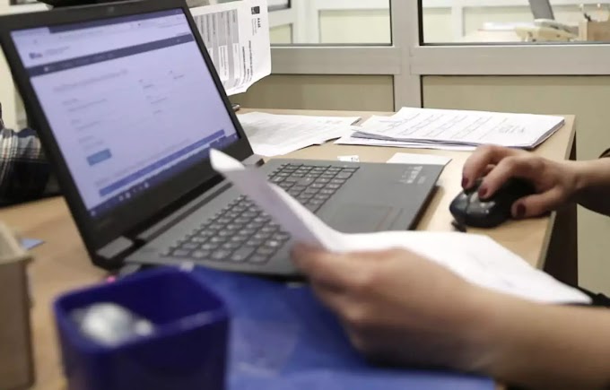 Tι είπε ο Καραμανλής για το κόψιμο μισθών στους δημοσιούς υπαλλήλους 