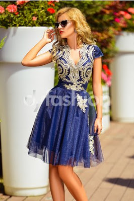 Rochie bleumarin scurta de ocazie cu valoanse si broderie florala si paiete aurii Rochie bleumarin scurta de ocazie cu valoanse si broderie florala si paiete aurii
