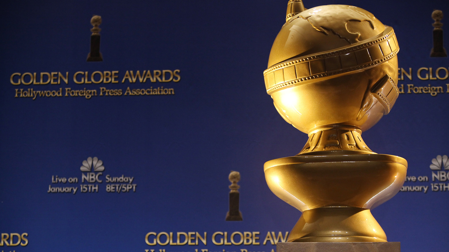 http://1.bp.blogspot.com/-UpvEntjLx6k/TxRD5rMLuUI/AAAAAAAAAow/tWaHFcquu5E/s1600/List+of+Golden+Globe+Awards+2012+Winners.jpg