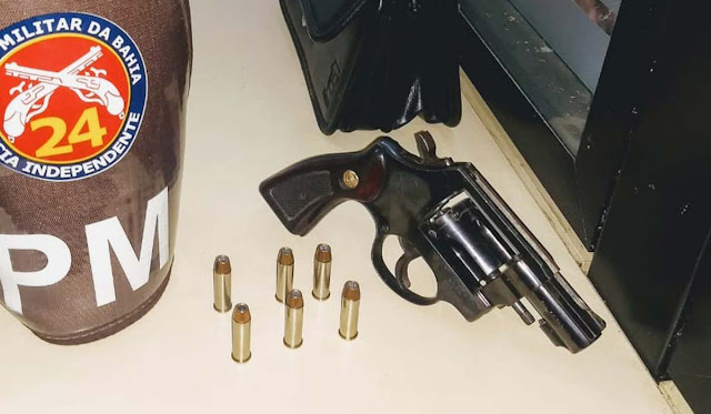 AGES emite nota e 'repudia postura' de aluno preso com arma na faculdade em Jacobina