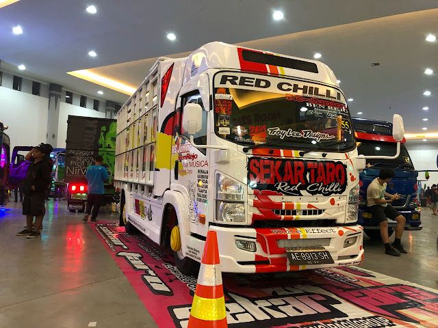 isuzu elf 2020