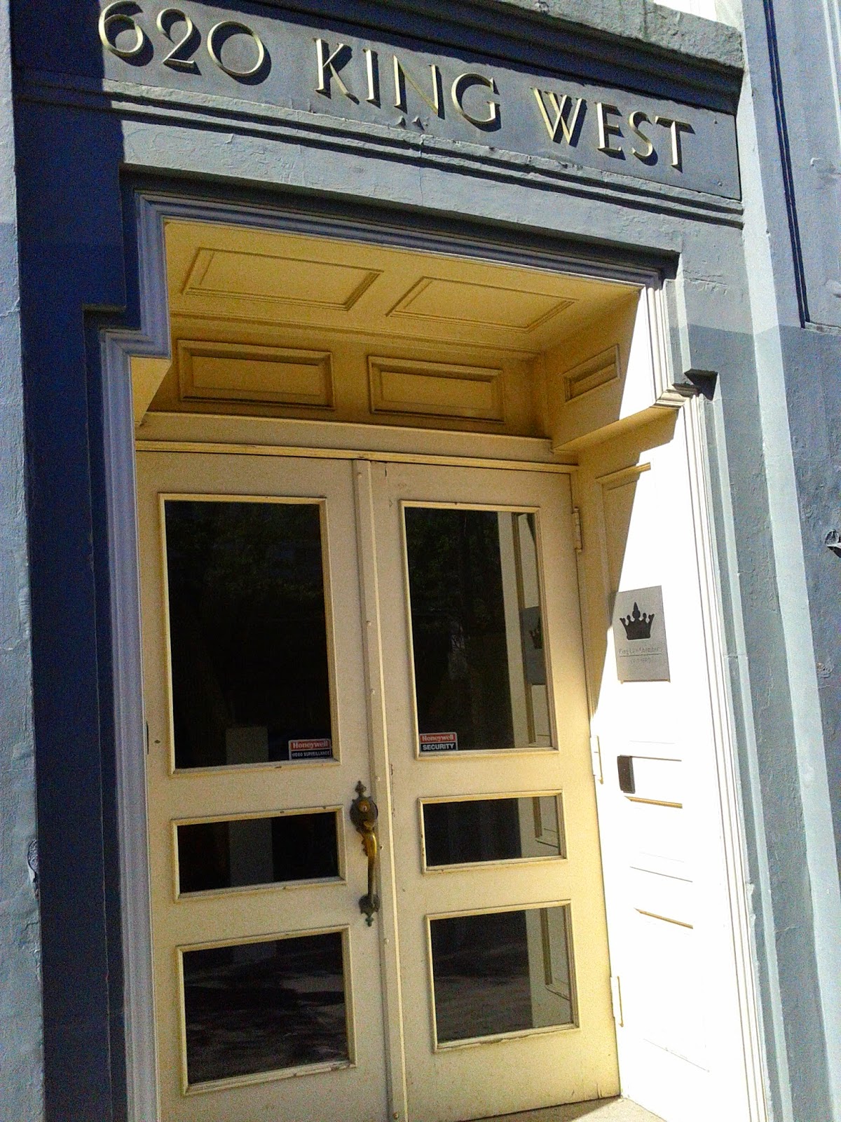 Toronto things 602 and 620 King