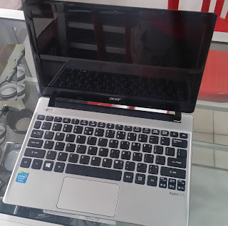 Jual Acer Aspire One V5-131