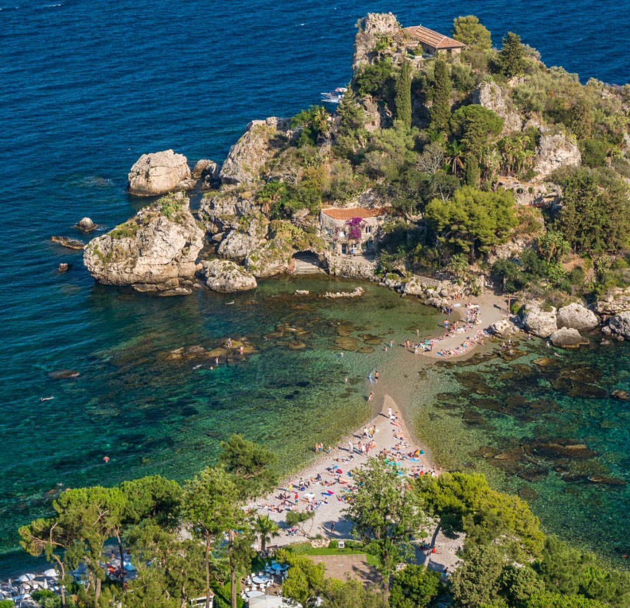 Weekday Wanderlust | Places: Isola Bella, Taormina, Sicily