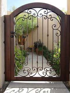 Bellas ideas de puertas de hierro para la entrada de tu casa