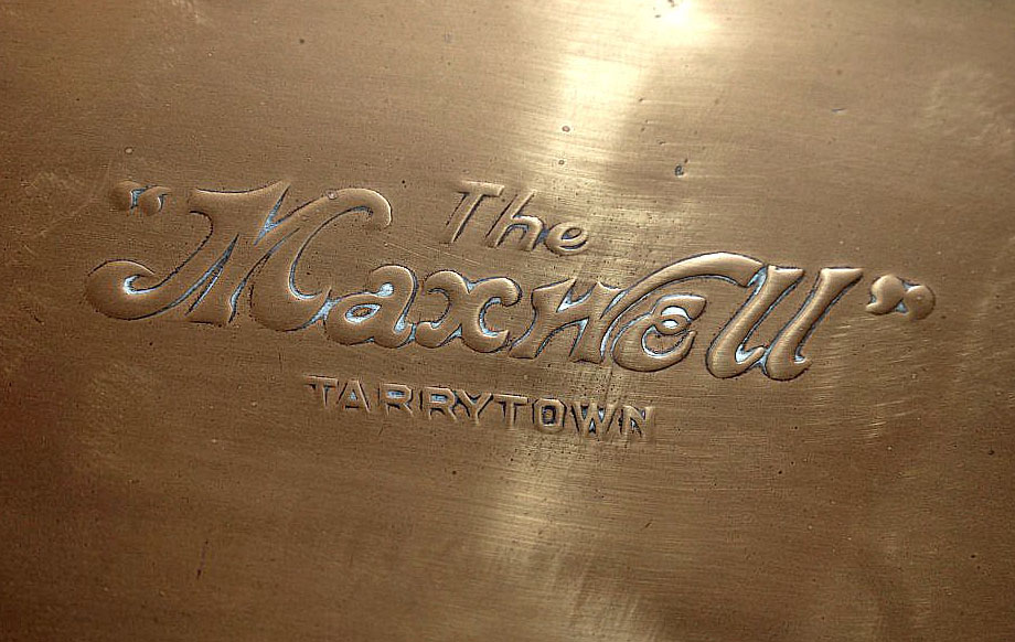 American Auto Emblems MAXWELL