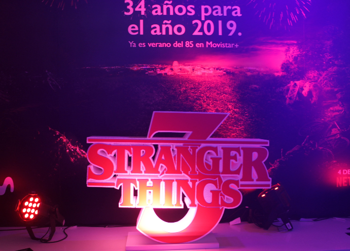 La duda de Aitana sobre el volumen 2 de «Stranger Things»: ¿Campaña o  pregunta seria?