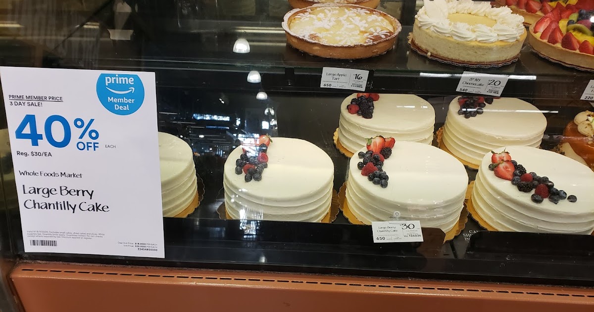 Kristy�s Corner Whole Food Berry Chantilly Cake