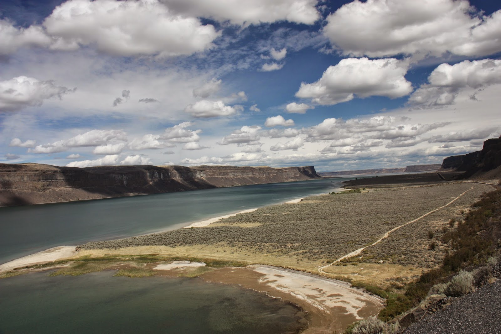 Pop and Meemee on the road Grand Coulee Dam Region