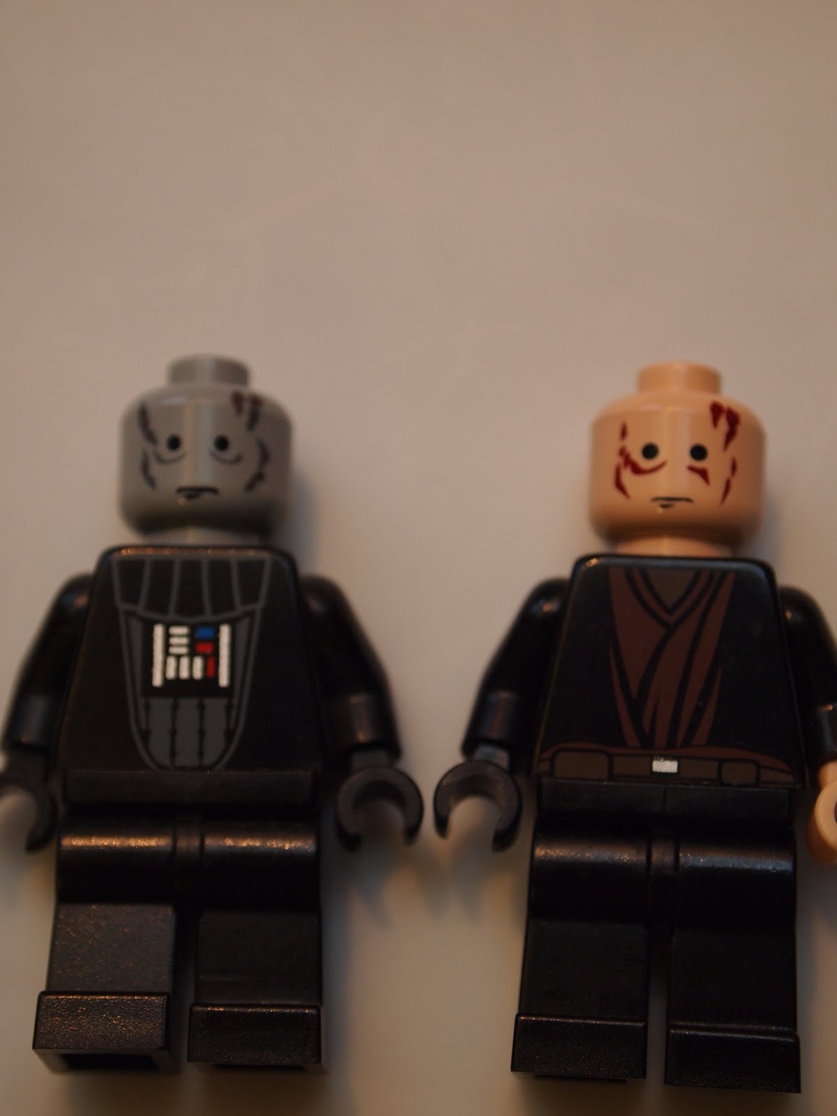 XTO's Box of Toys!!! Lego Star Wars Darth Vader Transformation Review