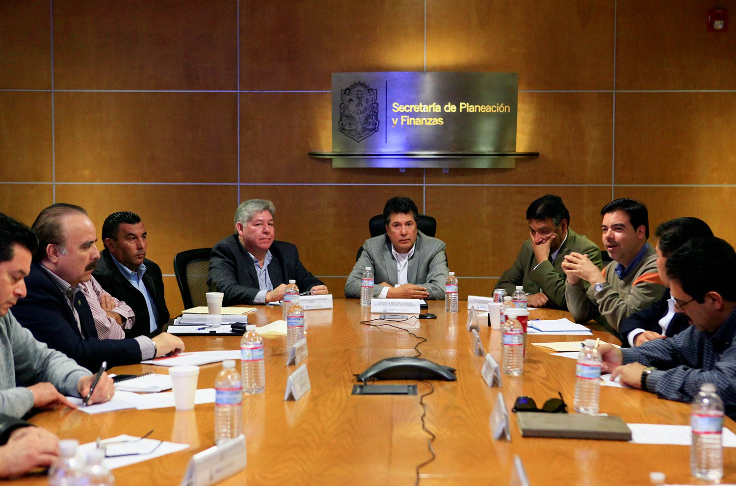 ¿Qué pasa BC?: SE INSTALA FORMALMENTE EL GABINETE DE INFRAESTRUCTURA