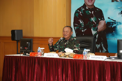 Kasum TNI Kunjungi Pusat Penerangan TNI