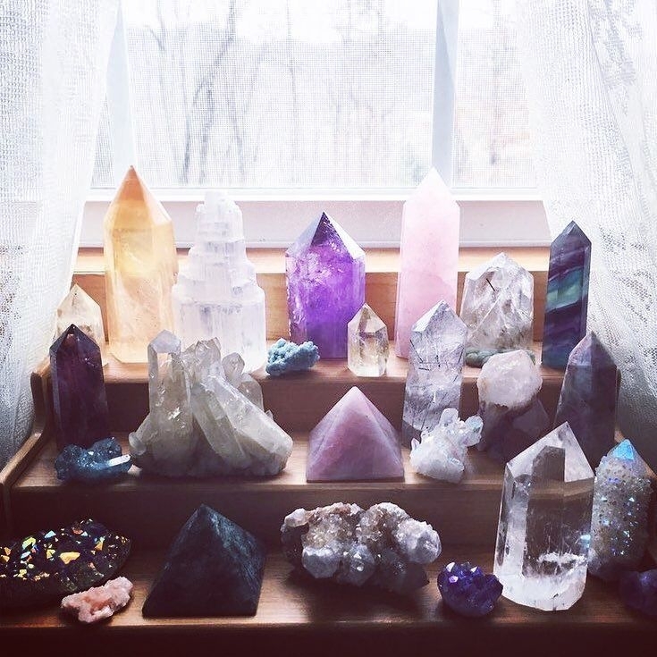 ️50 Fantastic Crystal Mineral Decor Ideas ARA HOME