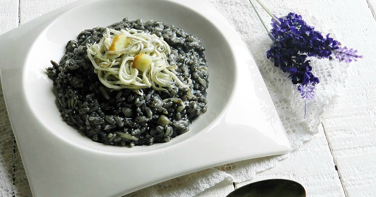 La cocina de Vifran Risotto al nero di sepia con gulas al ajillo