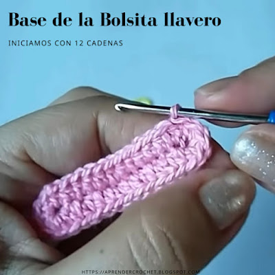 Mini bolsita llavero tejida a crochet