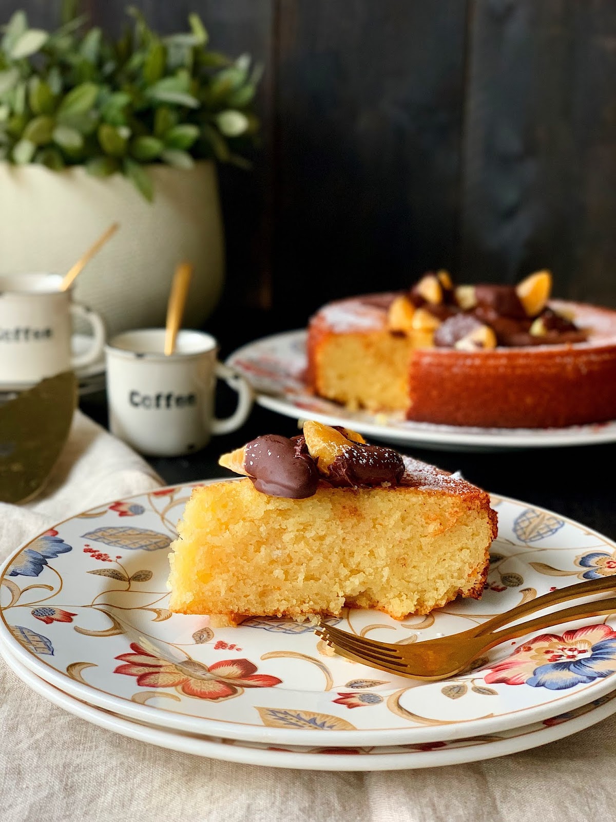 Bizcocho De Mandarina Con Almendras Y Gajos Chocolateados Ohgar Cocinando Con Neus
