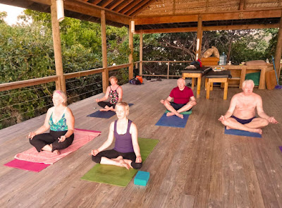 paya yoga, yoga, ananda pavilion, wellness, #payabay, #payabayresort, paya bay resort, yoga in roatan, bliss, beauty, 
