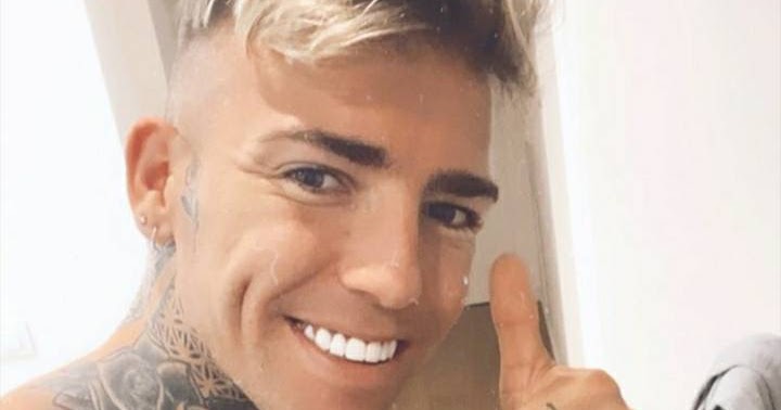 Footballers in underwear BRANDON THOMAS LLAMAS