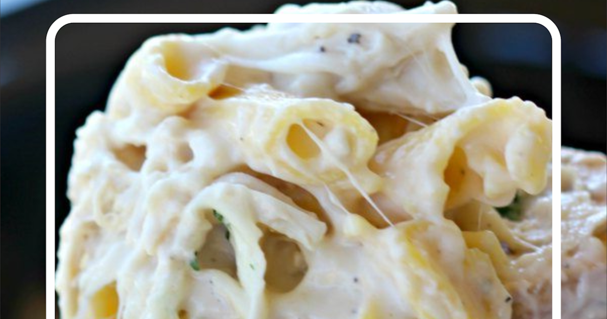 Crock pot Chicken Alfredo Casserole Floats CO