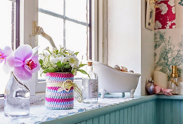 A+cath+kidston+filled+home+and+craft+roombathroom windowsill with crochet jar cover and flowers