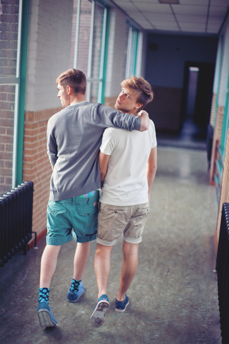 Lesbian shorts. #Boys #ACTIONBOYS #BERRYBOYS мужская Эстетика парни мальчики. Max Ryder photosession. Boys Rainbow Life.