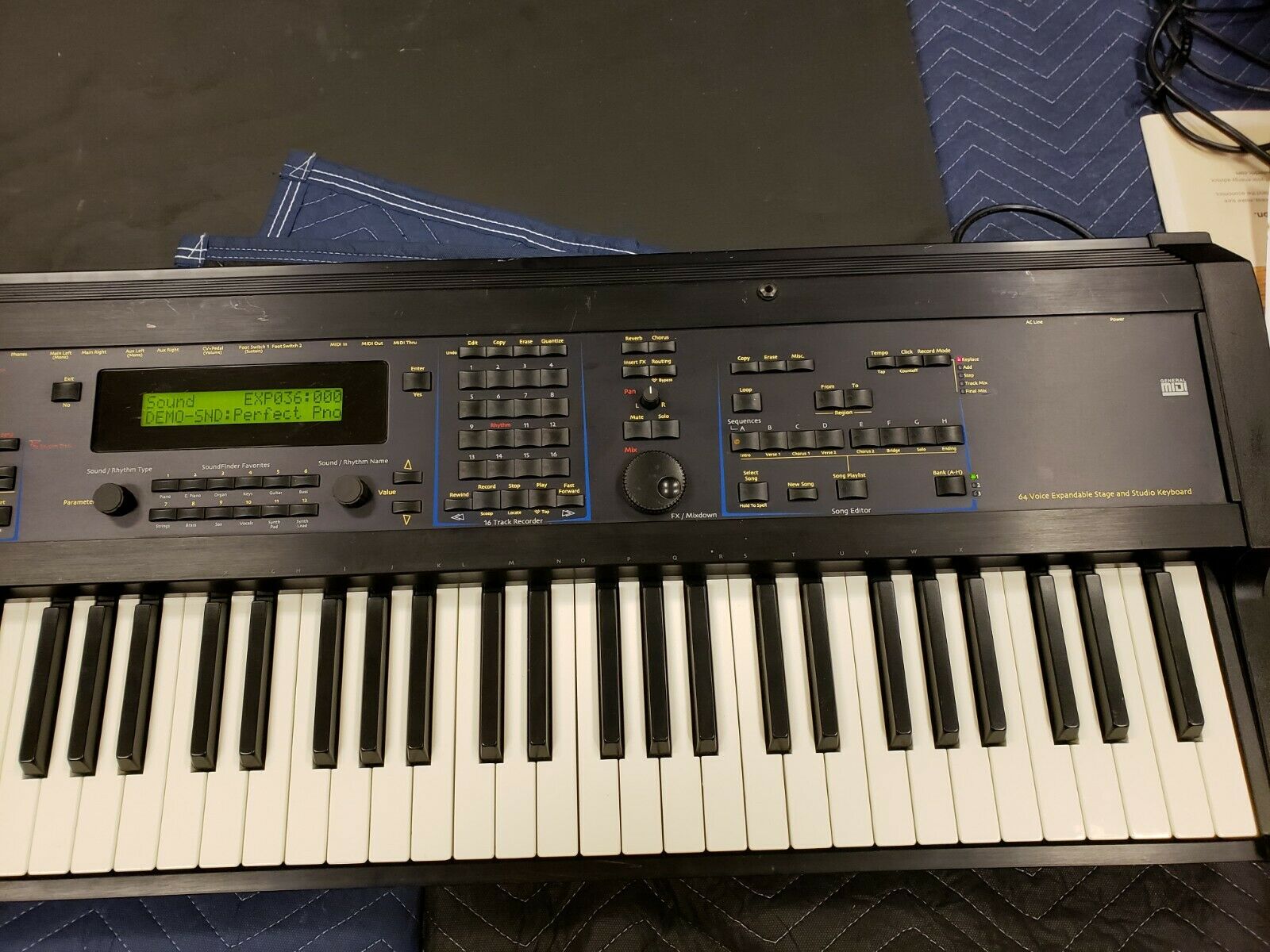 MATRIXSYNTH: Ensoniq ZR-76 Synthesizer Workstation