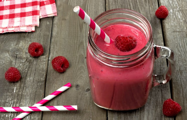Raspberry Smoothie #healthy #drinks