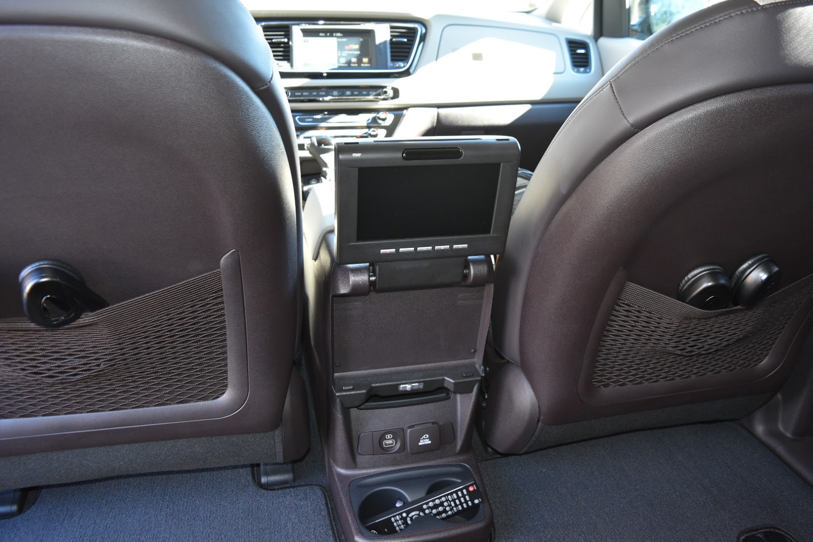 2016 KIA Sedona SXL Review