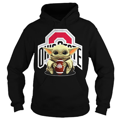 Baby Yoda hug Ohio State Buckeyes Hoodie, Baby Yoda hug Ohio State Buckeyes T Shirt