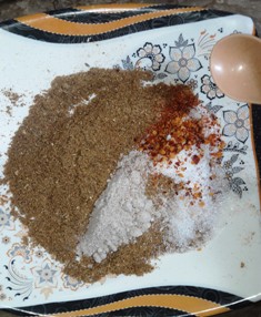 add-powdered-spices-to-it