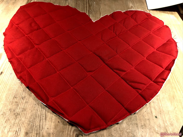 Crafting with Cats Valentine's Special ©BionicBasil® Valentine Heart Crinkle Mat