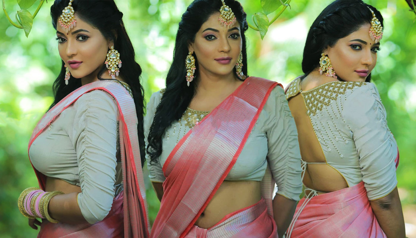 Reshma Pasupuleti Hot Pics In Silk Saree Reshma-Pasupuleti-hot-saree-17