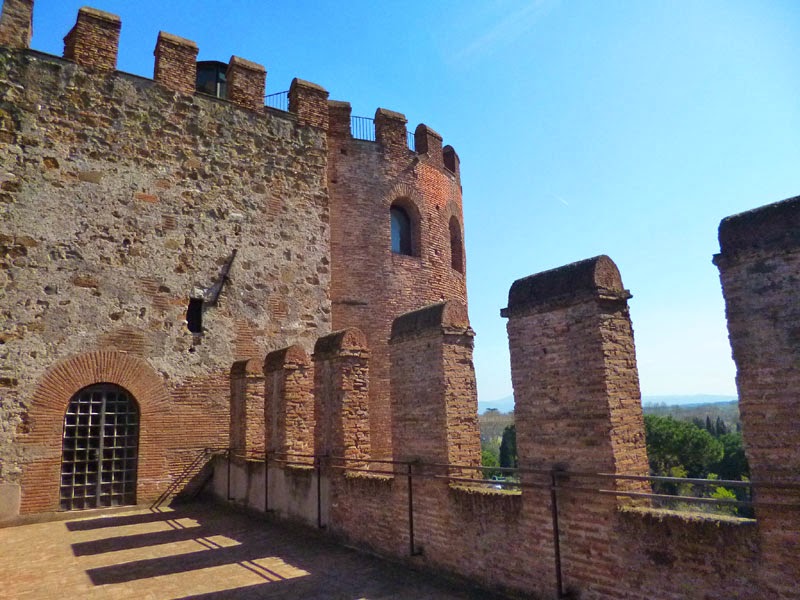 Museu dos Muros, guia em portugues 