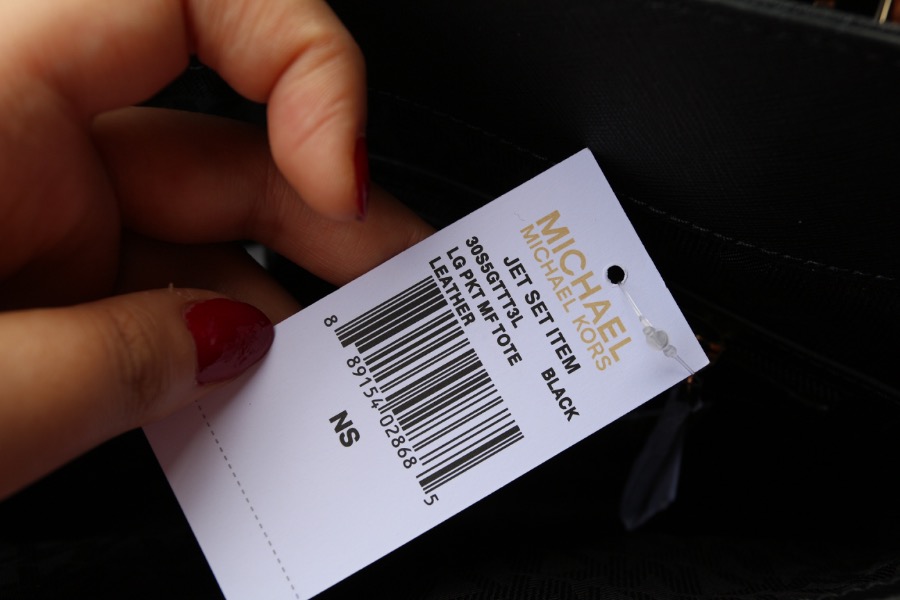 lifestyle: Michael Kors Jet Set Snap pocket Item saffiano leather bag ...