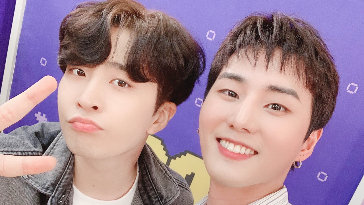 GOT7's Youngjae and DAY6's Young K Officially Become The New DJs of 'Idol Radio' 