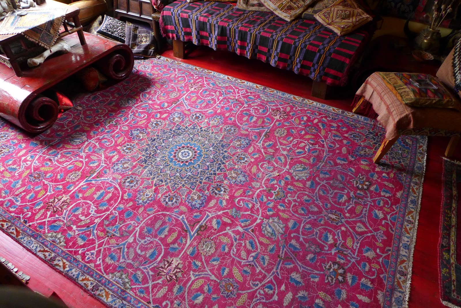 Jeffrey Bale's World of Gardens Pebble Mosaic Garden Carpets