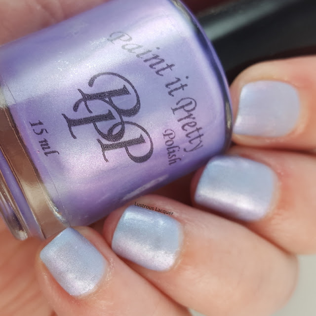 Pale-blue-to-purple-shifting-thermal-nail-polish