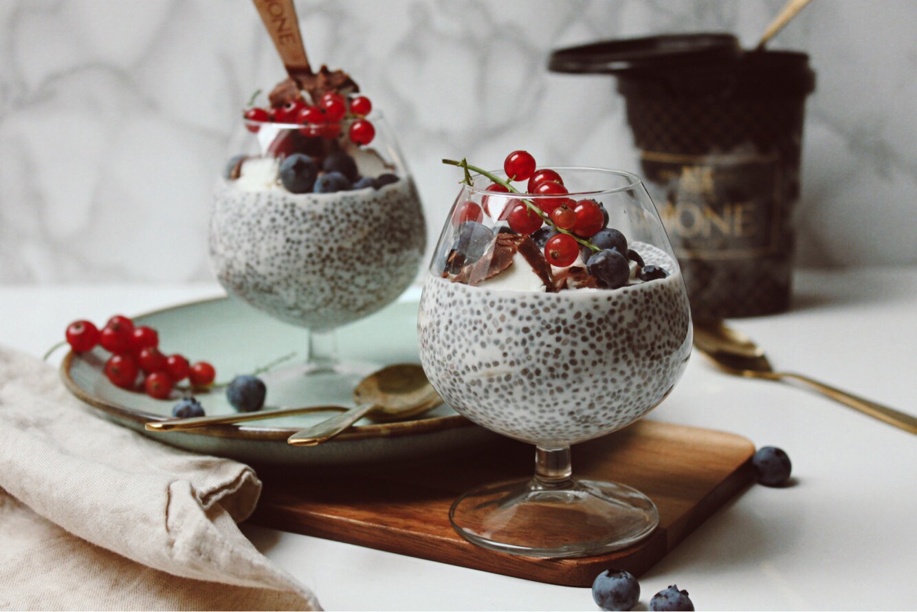 SZYBKI PUDDING Z NASIONAMI CHIA I LODAMI mrs. Wierzbicka Blog