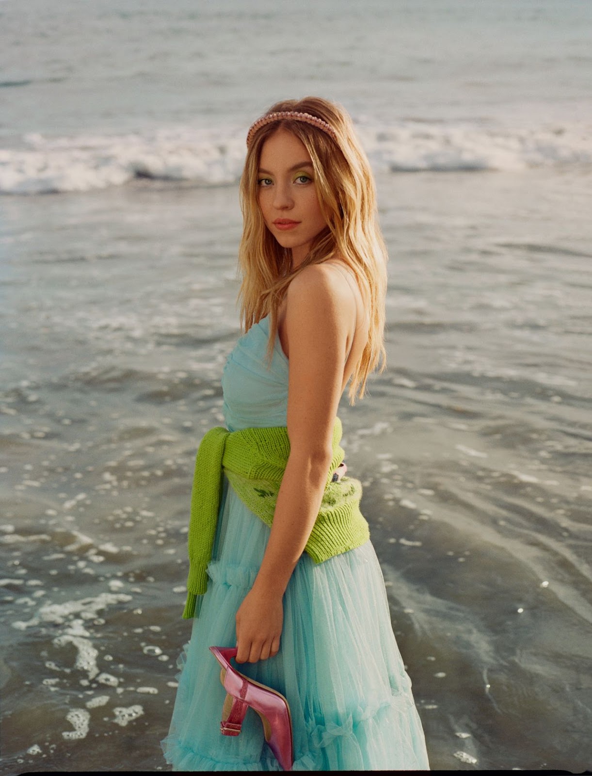 sydney sweeney photoshoot for elite daily december 2019 0 0 december 4 2019